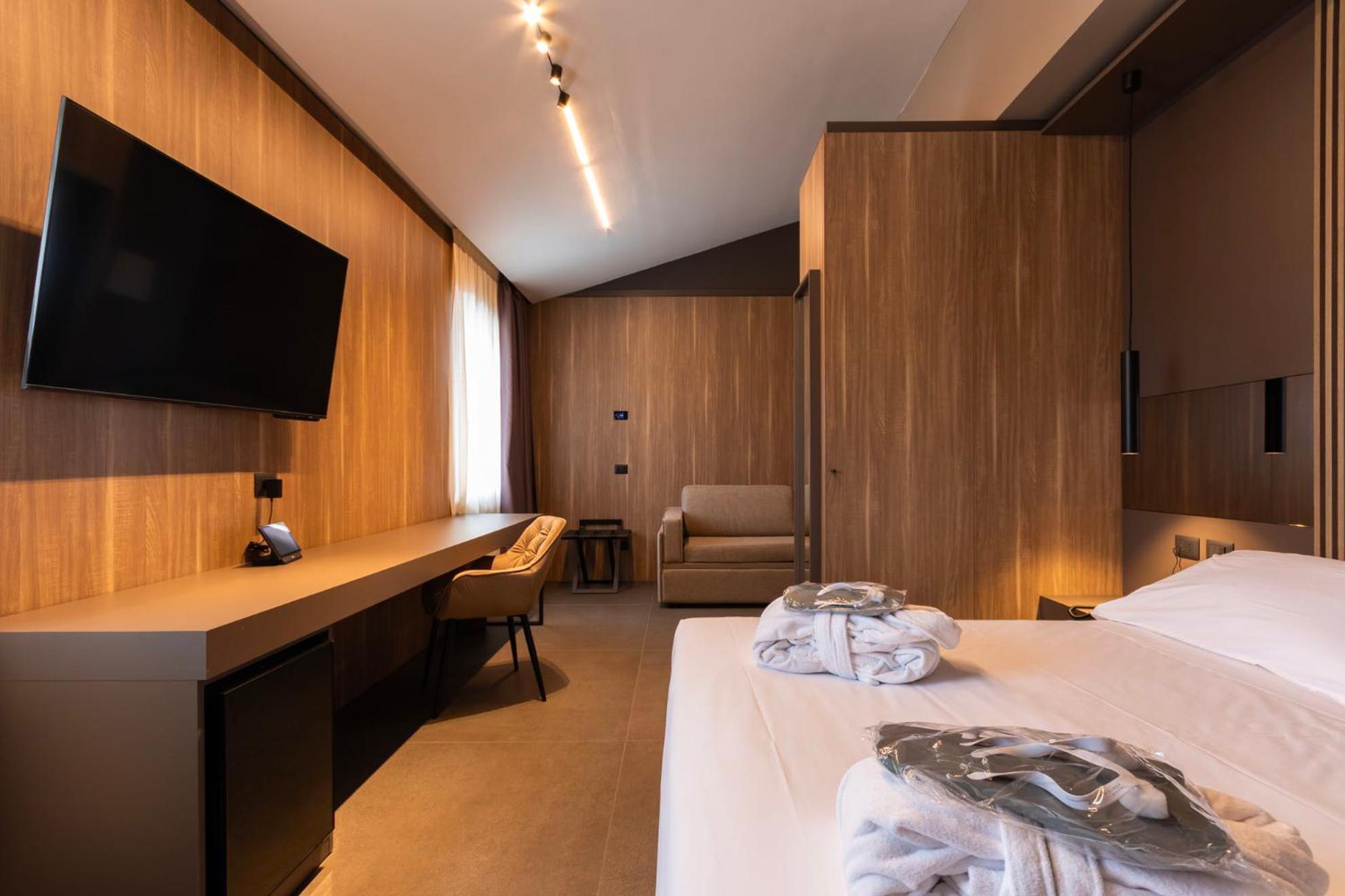 Sport Village Hotel & Spa Castel Di Sangro Zewnętrze zdjęcie